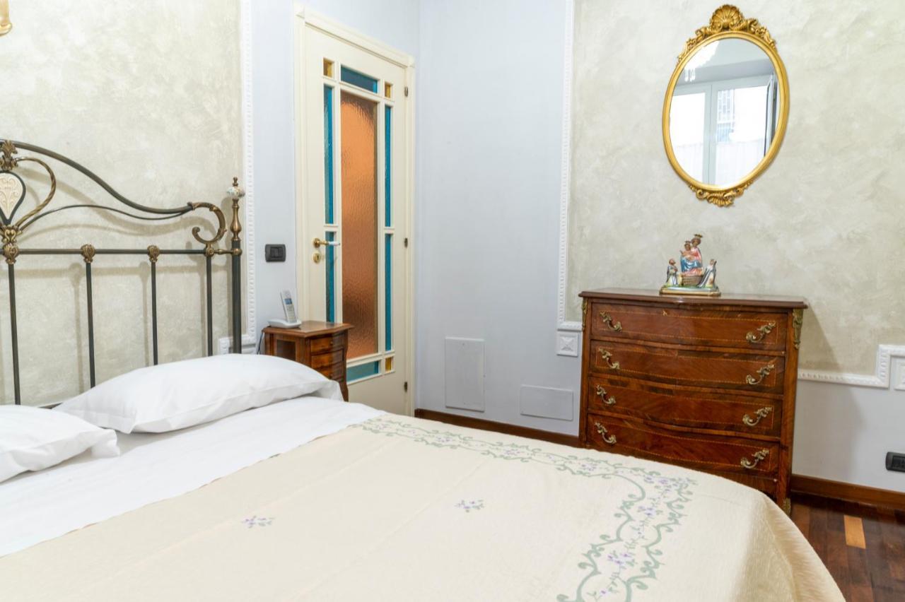 Deluxe Apartment With Garden In Vomero نابولي المظهر الخارجي الصورة